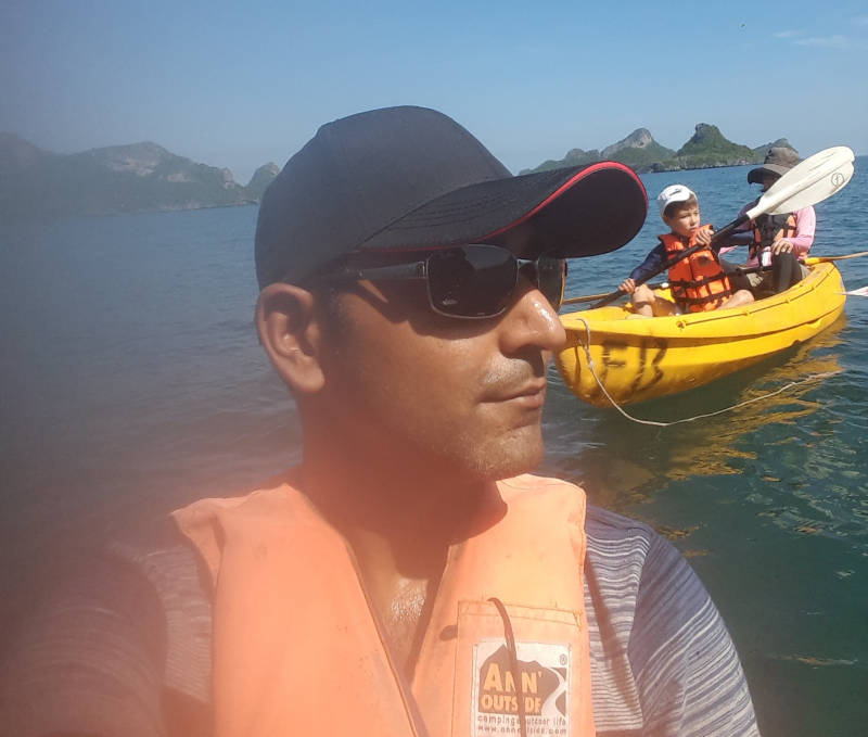 Kayaking in the Gulf of Thailand-1